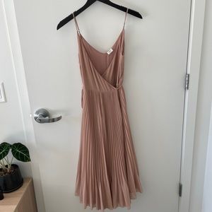 Aritzia Wilfred Beaune Dress